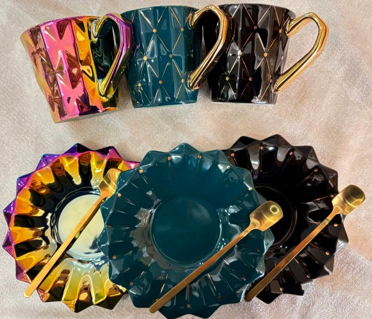 💎 كوب الأناقة الهندسية ✨